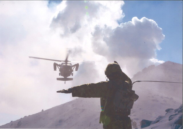 Rescue  work  in  Volcanic eruption in 2014　御嶽山噴火災害救助活動調査
